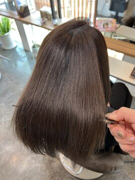 ア ドリームアップスタジオ レストアール(A DREAM UP STUDIO restR) 艶ヘアー