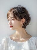イメチェンホワイトブロンド外ハネボブ美髪ワイドバング