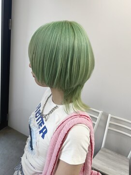 リグ 横浜(Lig.) ミントグリーンカラーブリーチダブルカラーレイヤーウルフカット