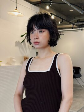 ヒュージ 三軒茶屋(huge) ショートボブ/ミニボブ/ニュアンスパーマ/顔周りカット/20代30代