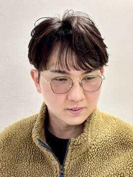 アントバイフィフス 秋田(unt by fifth) 秋田メンズパーマ波巻きスパイラルパーマセンターパートフェード