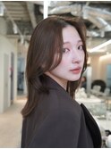 顔周りレイヤーカットくびれヘアミルクティーベージュカラー韓国