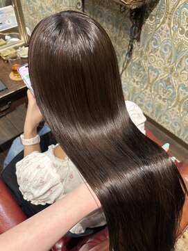 ロチカバイドールヘアー 心斎橋(Rotika by Doll hair) 広がりを抑えてまとまる南式酸性ストレート