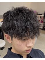ベル 桑名(BHEL)&nbsp;桑名メンズパーマツイストスパイラルパーマッシュウルフカット