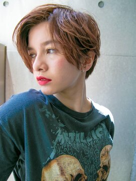 ルティア(Lutia) グラデーションボブ ハイライト アッシュ