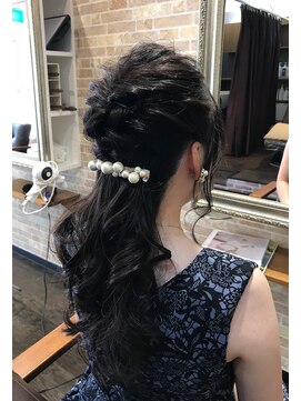 ヘアーサロン クレア(Hair salon Crea) 【Crea】ロープ編みハーフアップ