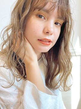 ディッセンバー 神宮前(December) ベージュ/ダブルカラー