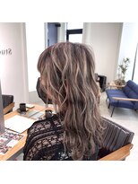 ストゥー(StueW.)&nbsp;ハイライト73【倉敷】【岡山】【バレイヤージュ】