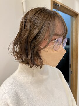 エイト新宿店(EIGHT shinjuku) オリーブカラー