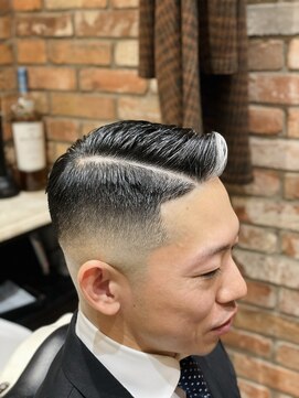 ヒロギンザバーバーショップ 丸の内店(HIRO GINZA BARBER SHOP) スキンフェード×七三サイドパート