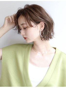 イートンクロップ コオリヤマ(Eton Crop Koriyama) くびれヘアレイヤーカットガーリーチョコレートカラー