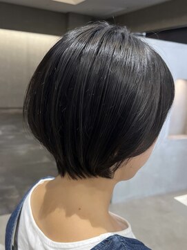 ヴィサージュアクト(VISAGE a.c.t) 丸みショートボブ