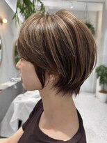 レジット 海老名(Legit)&nbsp;30,40,50代◎白髪ぼかしハイライト/ショート/前髪あり