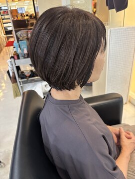 シャンプーボーイエイムス(SHAMPOO BOY aims) 大人ショートボブ