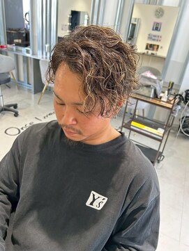 メンズサロン キング 梅田店(Men’s salon K!ng) ホワイトメッシュ/ツイスト/ツイスパ/パーマ/メンズ/眉毛