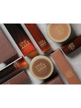 【oggiotto muta取扱】ハイダメージ毛も芯から補修。手触りが変わる、最高峰の髪質改善ケア。