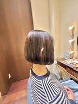 エルサフィロ ヨドヤバシ(el zafiro yodoyabashi)&nbsp;【el zafiro yodoyabashi】大人女子のミニボブスタイル
