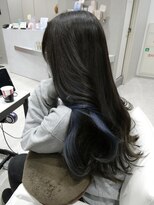 ルクス(Luxs)&nbsp;グレージュ×イヤリングブルーカラー