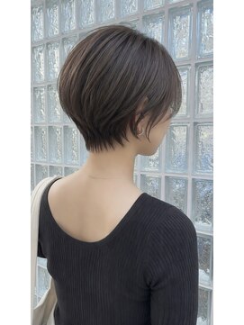 ロイロ(LoiLo) 毎朝がラクになる上品ショート【UCHI】