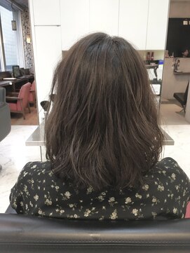 ディシェル(D'ciel) 《Ｄ'ciel工藤富生》ふわっと♪グレージュ　【千葉駅】