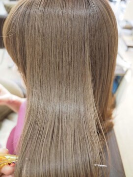 リリーズ ヘア(Lily's Hair) 艶髪♪外国人風カラー♪アプリエ☆プラチナベージュ