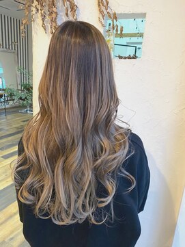 ソンリエ 青竹店(SONRiE) バレイヤージュ