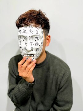 コマ(coma) 【coma中野】外国人風_ボリュームショート