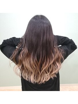 リリス(l'iris) 【liris】コントラストグラデーション×ベージュ