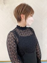 ロンド ストラーダ 心斎橋(Lond strada)&nbsp;ショート×ハイライト白髪ぼかし×シルキーベージュ[心斎橋]