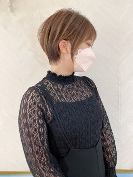 ロンド ストラーダ 心斎橋(Lond strada) ショート×ハイライト白髪ぼかし×シルキーベージュ[心斎橋]