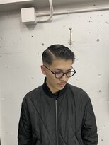 ウェルネス(Wellness)&nbsp;スキンフェード　サイドパート