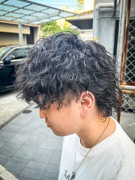 フジヤマ バーバー ショップ(FUJIYAMA BARBER SHOP) 波打ちパーマツイスパマッシュウルフ