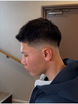 ニコ ヘアリラクゼーション(Nico hair relaxation) 短髪黒髪アップバング刈り上げツーブロックカット