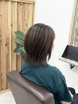 ホンネ(honne.) ハイライトカラー×白髪ぼかし×くびれヘア/松阪/松阪市/伊勢