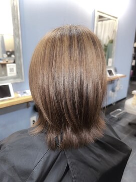 オンアンドオフ コウベ(ONandOFF KOBE) 髪質改善ストレートで快適な朝を実現