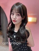 ボタン シブヤ(VOTAN SHIBUYA)&nbsp;アッシュグレー/グレージュ/韓国ヘア/渋谷/レイヤー/顔まわり