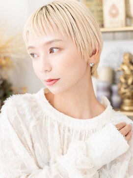 カバーヘア ブリス 大宮西口(COVER HAIR bliss) オン眉ホワイトブロンド小顔ショートウルフバズカットa大宮