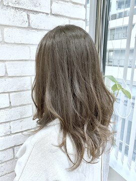 フェリア 渋谷(Feria) 《filo by Feria渋谷》ポリッシュグレージュ☆ ”Sota Tawara”