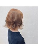 イエローブラウン　ウェーブ巻き