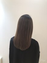 【Zina　銀座中央通り】イメチェン耳かけ×フォギーベージュ