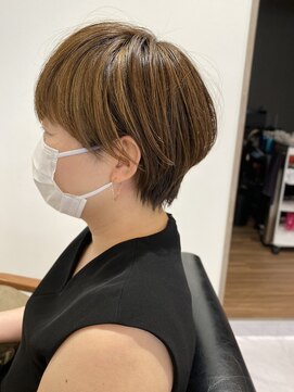 ピアーネ(PIANE) 大人マッシュショート明るめ