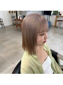 ピンクベージュカラー×すっきり軽め艶髪ボブ