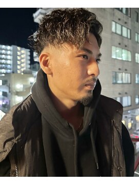 ロミーオム 本厚木(ROMMY. Homme) 刈り上げツーブロックスパイラルパーマ無造作メンズヘア