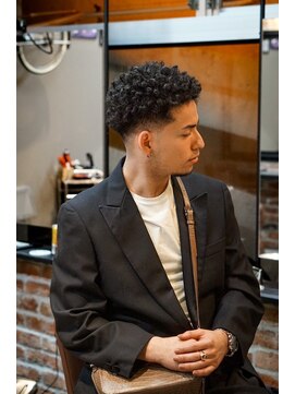 プロショップウェーブ セカンド(PRO SHOP WAVE II) ニュアンスパーマ/カルマパーマ/ダークアッシュ[原宿駅]