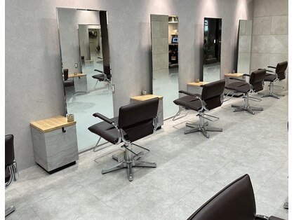 オーバーヘアー 所沢店(over hair)の写真
