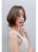 ゆるふわ外ハネショートボブ
