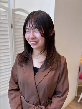 エフ 西大寺(ef) ミディアムレイヤー*前髪*顔周りカット*赤み抑えたカラー