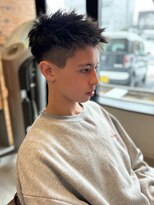 アドラーブル 駅南店(adorable)&nbsp;センターパートソフトツイストパーマメッシュマッシュウルフ