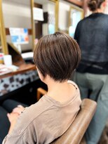 アート(art)&nbsp;大人ショ－トヘア