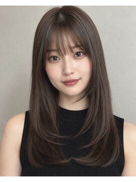 フィックス(FIX) 骨格をカバーし小顔に!まろやかグレージュカラー